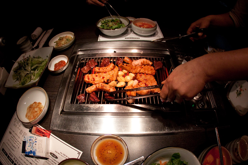 Top 5 des meilleurs accompagnements pour l’alcool en Corée : Soju, bière et makgeolli